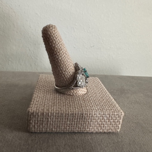 Parabia Blue Apatite & CZ vintage style Sterling Silver Ring by Generations 1912 - Picture 5 of 12